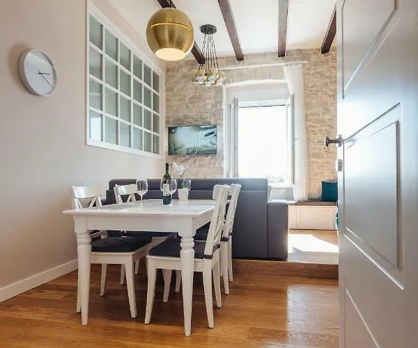 Magic View זאדאר